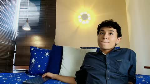 Damon  Salvatore online show from April 1, 2026, 7:33 pm