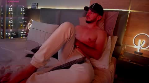 D A M O N online show from November 16, 2025, 12:00 pm