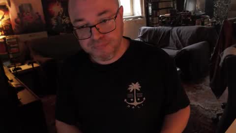 dampkap online show from October 28, 2025, 8:18 am