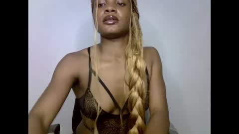 Leah online show from July 6, 2026, 7:49 pm