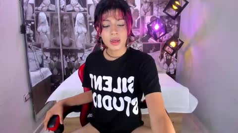 D A N online show from November 25, 2025, 11:16 pm