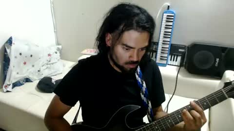 Snapshot of dan_khemeia chatting on June 14, 2026, 12:08 am Dan Khemeia online show from June 14, 2026, 12:08 am
