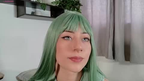 Snapshot of dan_universe chatting on October 20, 2025, 7:47 pm Bluemoon online show from October 20, 2025, 7:47 pm