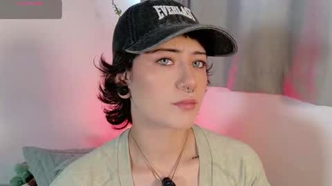 Snapshot of dan_universe chatting on November 14, 2025, 5:44 pm Bluemoon online show from November 14, 2025, 5:44 pm