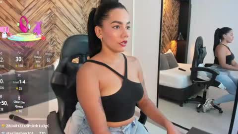 Snapshot of dana_daree chatting on June 11, 2026, 12:32 am D A N A online show from June 11, 2026, 12:32 am
