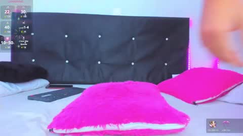 Snapshot of dana_moore_ chatting on May 8, 2026, 1:22 am danna online show from May 8, 2026, 1:22 am