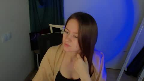 Dana online show from November 7, 2025, 7:25 pm