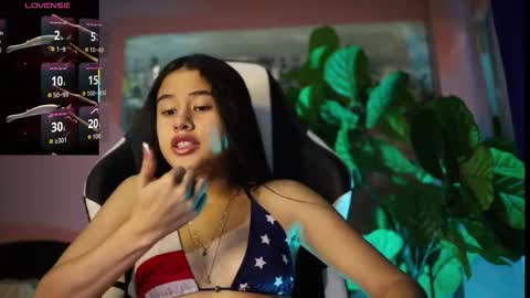 danaa_rouse online show from November 28, 2025, 9:50 pm