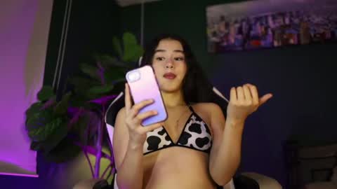 Snapshot of danaa_rousee_ chatting on June 6, 2026, 8:24 pm Dana Rouse online show from June 6, 2026, 8:24 pm