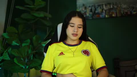 Snapshot of danaa_rousee_ chatting on June 23, 2026, 6:17 pm Dana Rouse online show from June 23, 2026, 6:17 pm