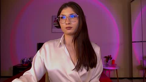 danabatler online show from February 2, 2025, 8:41 pm