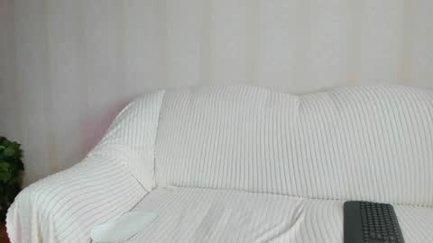 Snapshot of danajhonson chatting on May 20, 2026, 6:52 am danajhonson online show from May 20, 2026, 6:52 am