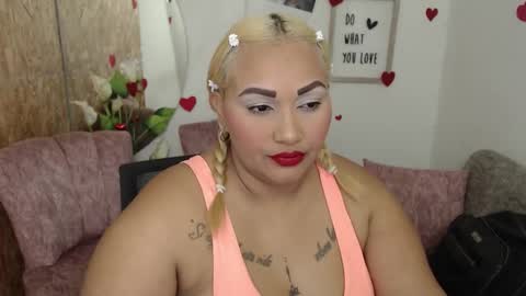 Snapshot of danalaleska chatting on October 30, 2025, 6:59 am danalaleska online show from October 30, 2025, 6:59 am