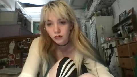 Your submissive patient online show from November 21, 2025, 2:43 am