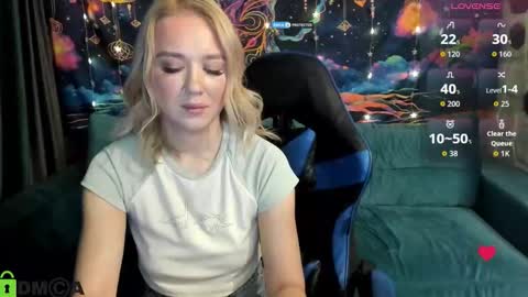 dances_queen online show from February 2, 2026, 8:46 am