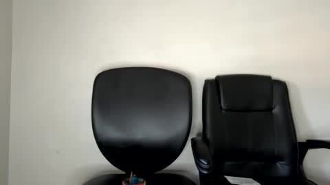 dancinglxoxo online show from March 17, 2026, 4:43 pm