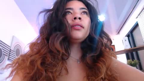 Veronica online show from November 12, 2025, 11:21 am