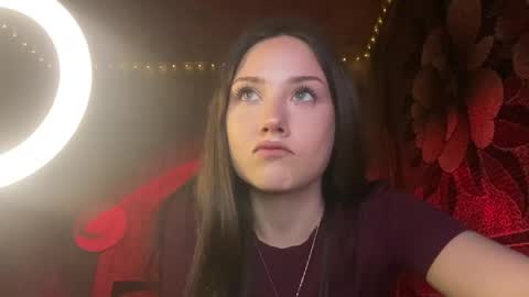 dangerous_softness online show from April 19, 2026, 7:05 pm