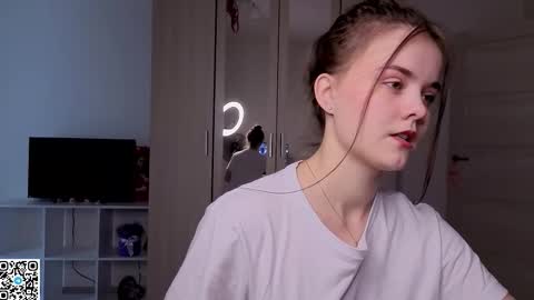 Eva online show from September 14, 2025, 8:02 am