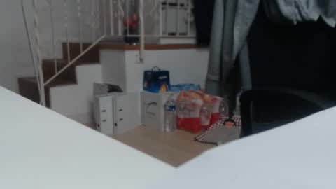 dani_alpina online show from January 14, 2026, 10:32 am