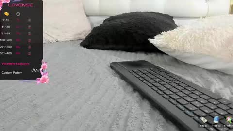 Snapshot of dani_ary chatting on March 12, 2025, 5:38 pm DANI online show from March 12, 2025, 5:38 pm