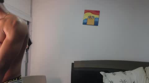 Snapshot of dani_brown19 chatting on June 8, 2026, 11:05 pm dani_brown19 online show from June 8, 2026, 11:05 pm