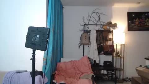 dani_brown19 online show from June 18, 2026, 5:30 am