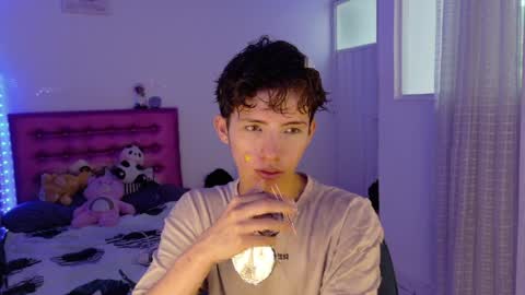 Dani Dancer online show from April 4, 2026, 8:39 pm