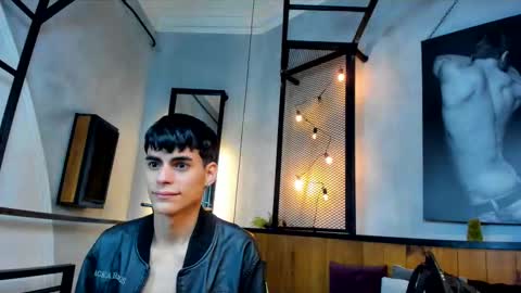 Snapshot of dani_mc chatting on November 24, 2025, 11:43 am dani_mc online show from November 24, 2025, 11:43 am