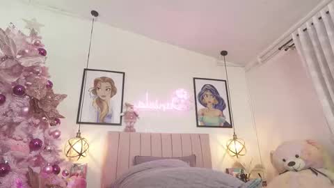 Snapshot of dani_parkerr chatting on November 15, 2025, 7:10 pm online show from November 15, 2025, 7:10 pm