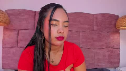 Snapshot of dani_velvet chatting on April 24, 2026, 2:58 am online show from April 24, 2026, 2:58 am