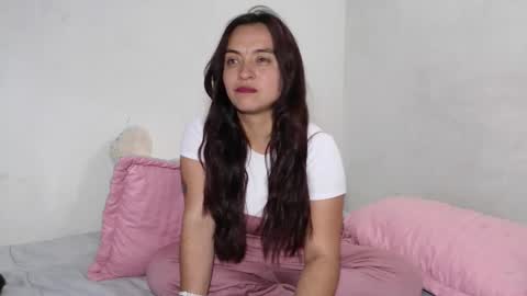 Snapshot of dani_widow chatting on January 8, 2025, 3:19 am dani_widow online show from January 8, 2025, 3:19 am