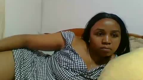 danie80704 online show from October 12, 2025, 3:16 am
