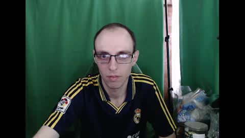 Snapshot of daniel9121 chatting on June 22, 2026, 11:29 am Daniel9121 online show from June 22, 2026, 11:29 am
