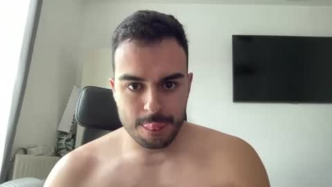 daniel_3827 online show from June 15, 2026, 6:37 am