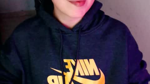 Snapshot of daniel_ruis16 chatting on December 14, 2024, 8:29 pm daniel_ruis16 online show from December 14, 2024, 8:29 pm