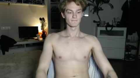 Snapshot of daniel_yumm chatting on May 11, 2026, 7:22 pm Daniel online show from May 11, 2026, 7:22 pm