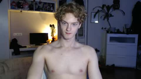 Snapshot of daniel_yumm chatting on May 19, 2026, 3:13 am Daniel online show from May 19, 2026, 3:13 am