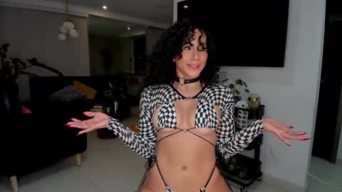 daniela_arenas online show from November 14, 2025, 2:21 am
