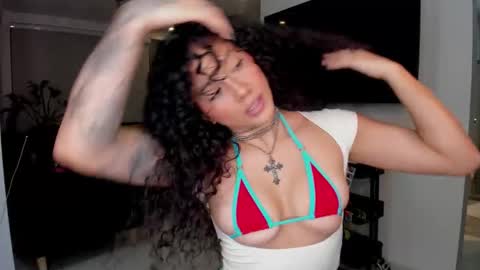 daniela_arenas online show from November 25, 2025, 3:28 am