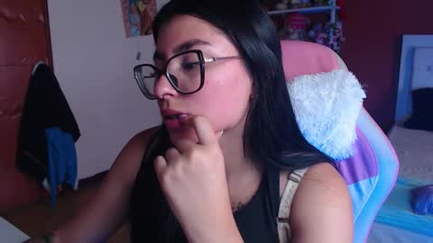 Snapshot of daniela_cute22 chatting on September 24, 2025, 4:32 pm DANIELA online show from September 24, 2025, 4:32 pm