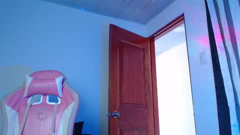 DANIELA online show from March 30, 2026, 6:53 pm