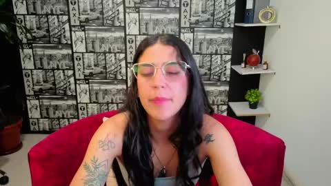 danielamonroe online show from May 27, 2026, 9:12 pm