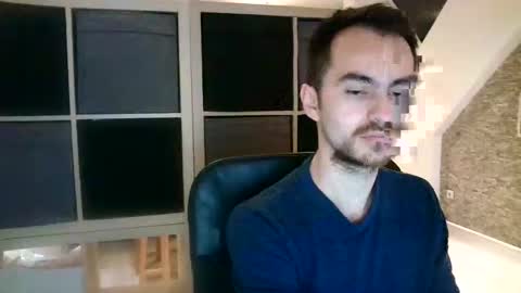 danielbt28 online show from February 24, 2025, 7:52 pm