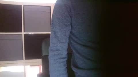 danielbt28 online show from March 1, 2025, 9:29 am