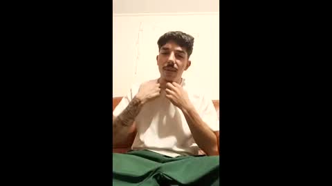 danielito321810 online show from March 1, 2026, 12:34 am