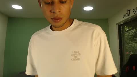 danielitopapii online show from December 13, 2025, 8:25 pm