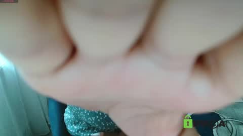 JessicaWhite online show from May 14, 2026, 7:48 am