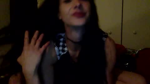 daniellbisous online show from November 19, 2025, 4:23 am