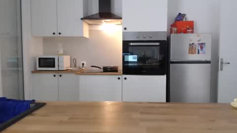 Danielle and Karter online show from February 18, 2025, 3:21 pm